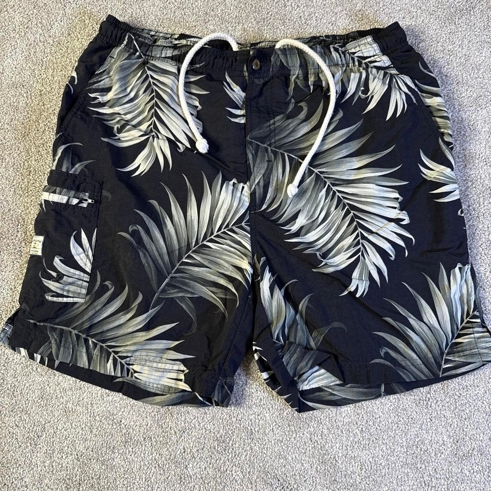 Tommy Bahama Relax Men's Swim Shorts Black Gray Trunks Size Medium